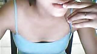 Fuckable brunette với lớn phim sex dit gai xinh khong che ngực được cô ấy âm đạo đánh bóng