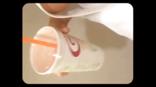 Sexy gà con Sophie ngôi sao cho thấy cô ấy ngực mọng nước bật ra khỏi phim sex hd k che áo phông